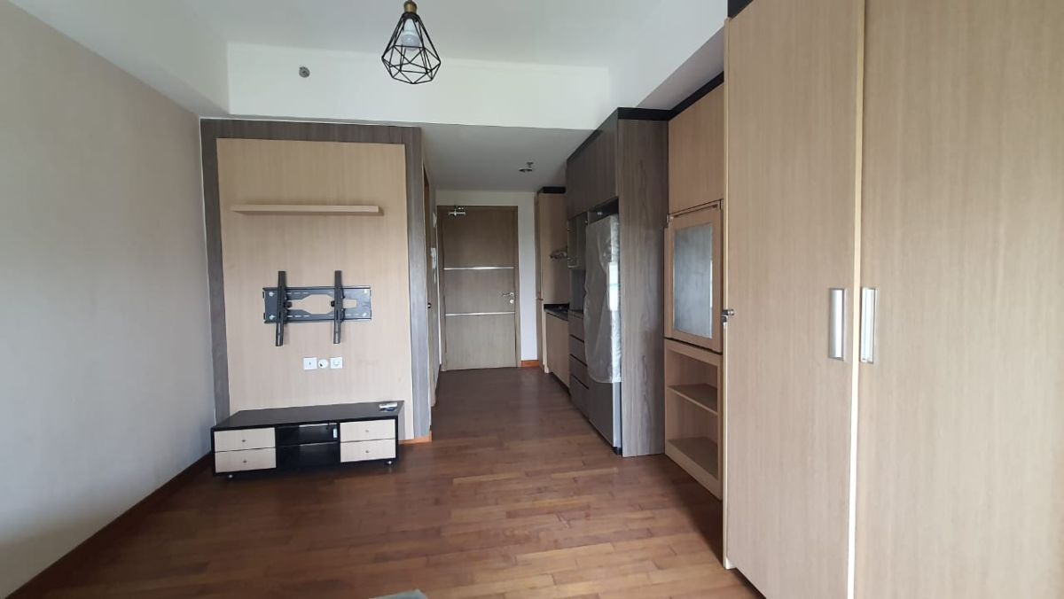 Disewa Apartemen Oasis Cikarang Tipe Studio Lt 19 Furnished AG1954